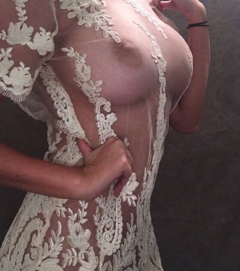 Big Brunette boobs