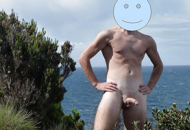 Nue dans la nature