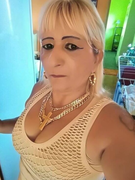 Gyongyi Mojzner ... Faceb