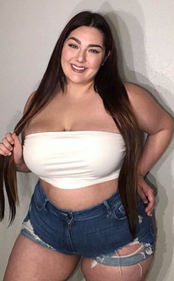 BBW - TITS TO XPLORE