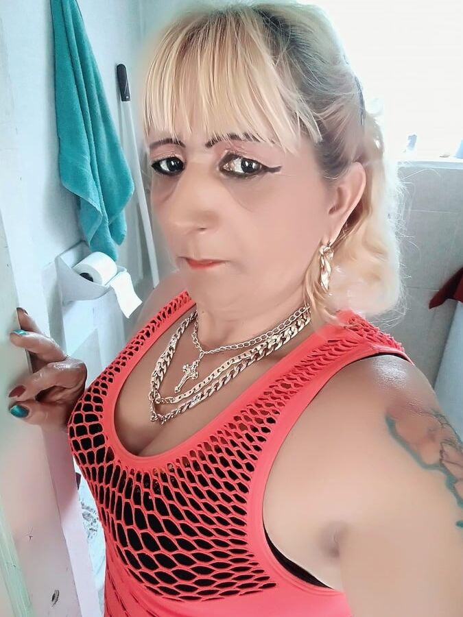 Gyongyi Mojzner ... Faceb