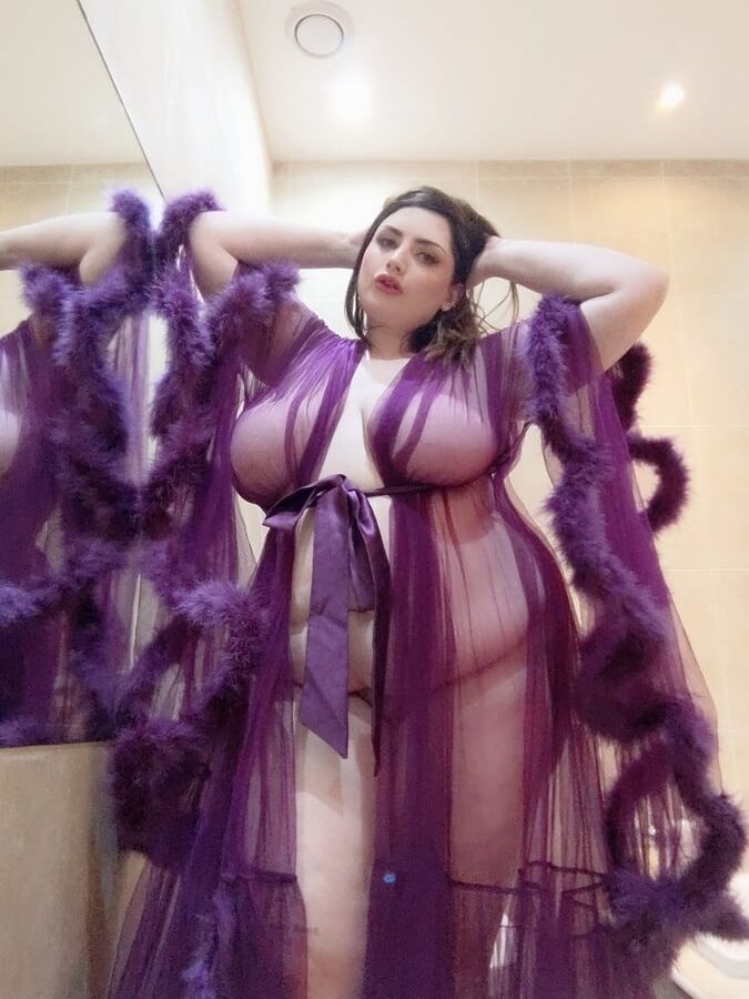 BBW - TITS TO XPLORE