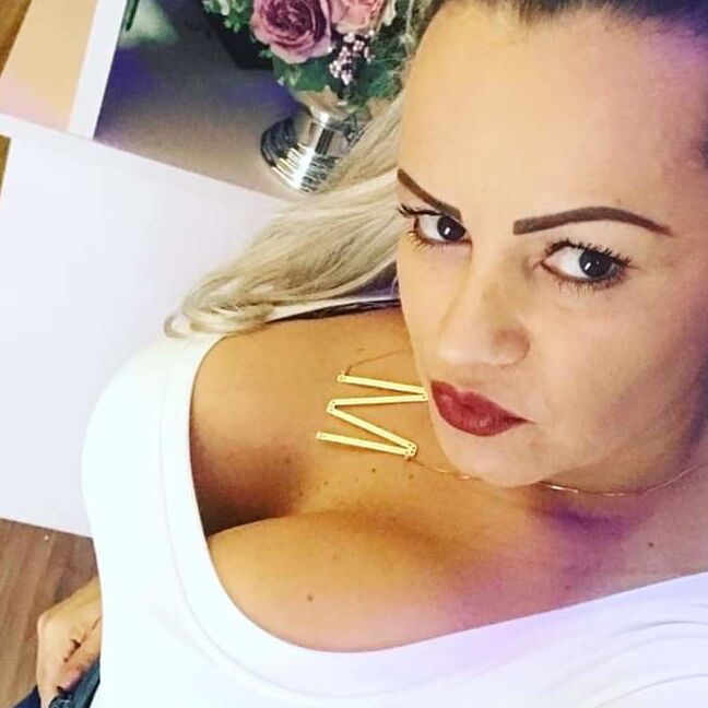 ROSE MADURA MILF COROA RABUDA CAVALA