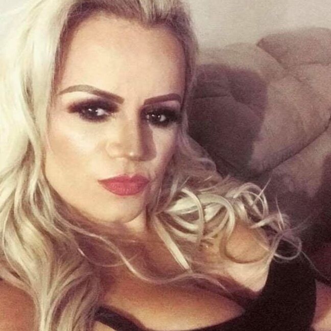 ROSE MADURA MILF COROA RABUDA CAVALA