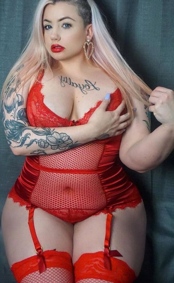 BBW - TITS TO XPLORE