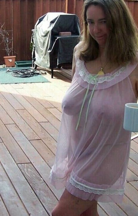 Mature Wives feeling hot in sexy lingerie !