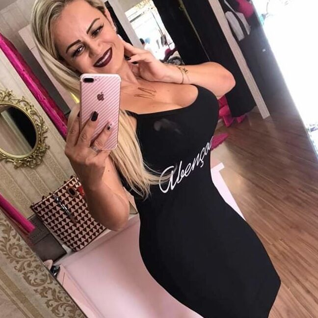 ROSE MADURA MILF COROA RABUDA CAVALA