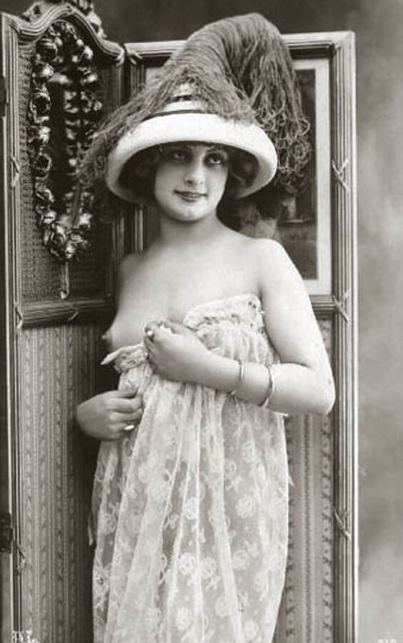 Vintage nudes - one tit out.