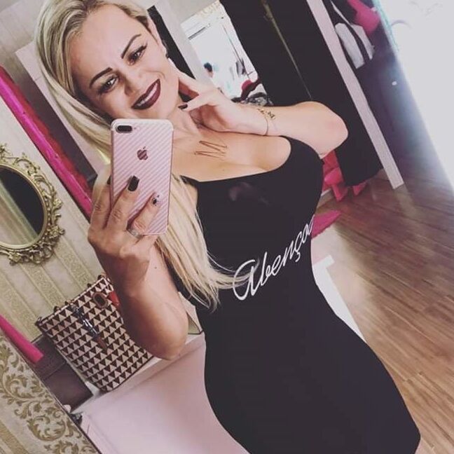 ROSE MADURA MILF COROA RABUDA CAVALA