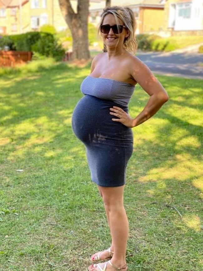 Sexy Pregnant Girls