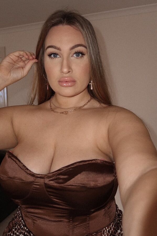 BBW - TITS TO XPLORE