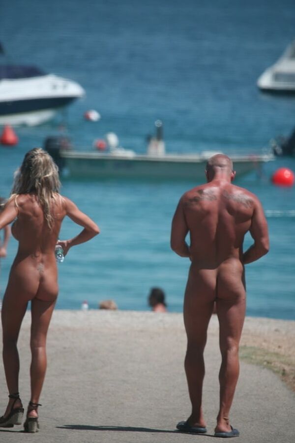 Beauty nudism