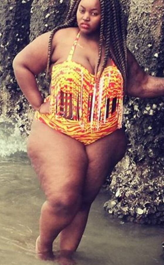 Cute face chunky mega booty bbw pear Simmy