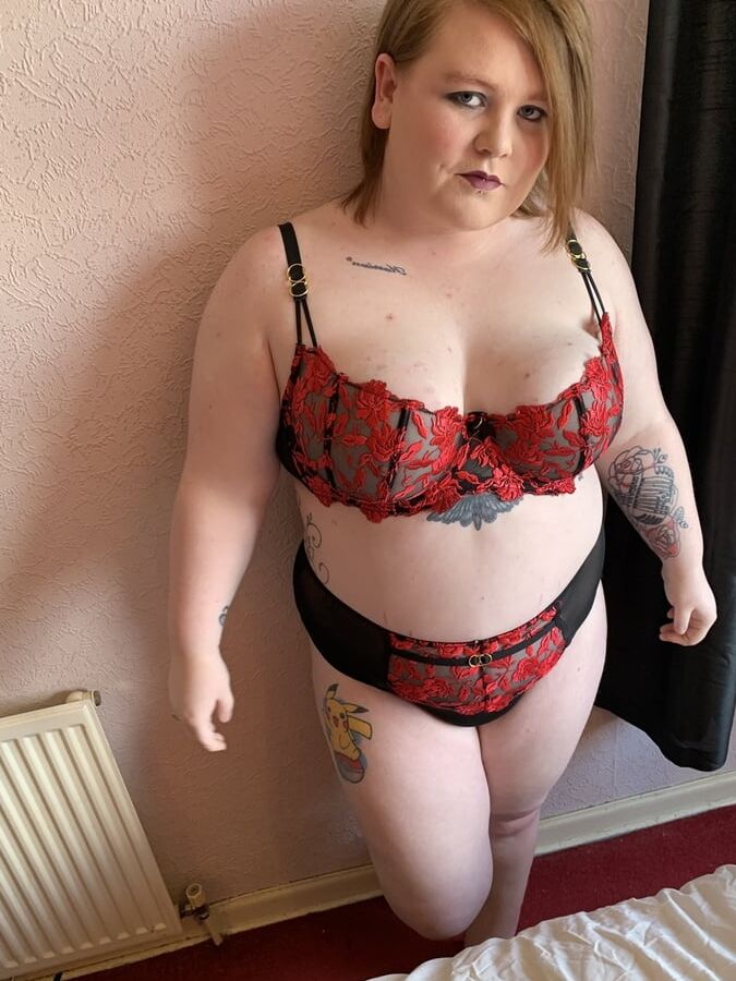 Sexy as fuck Paki Slut