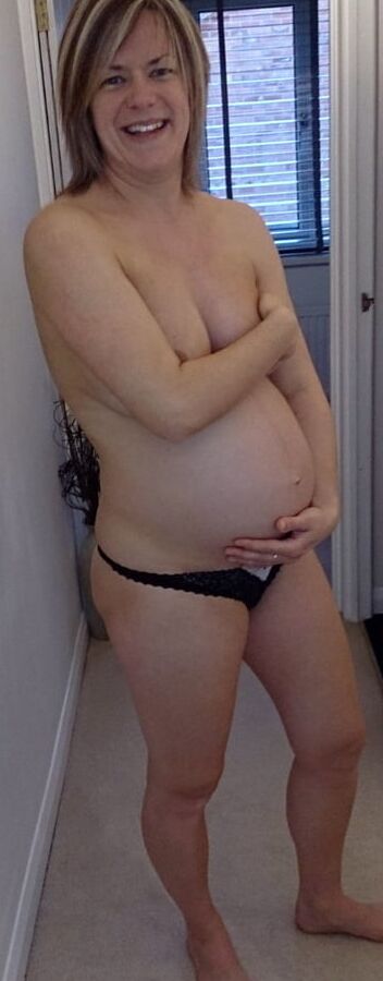 sarah bell uk milf