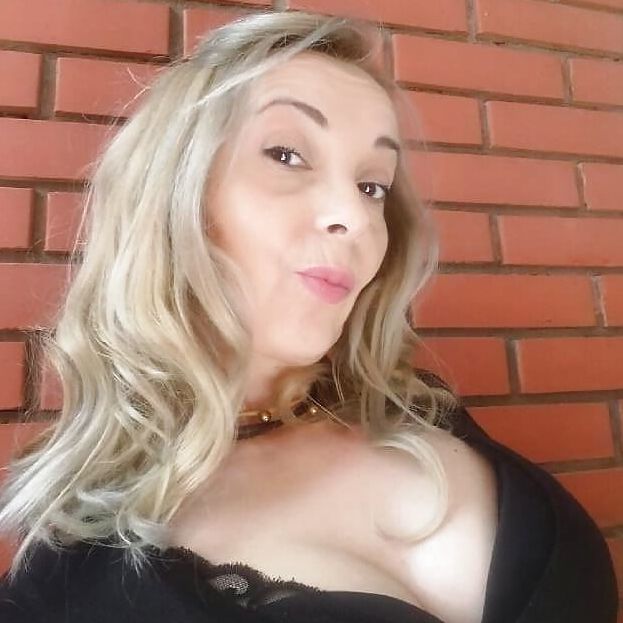 Serbian MILF - Ivana (Old School)