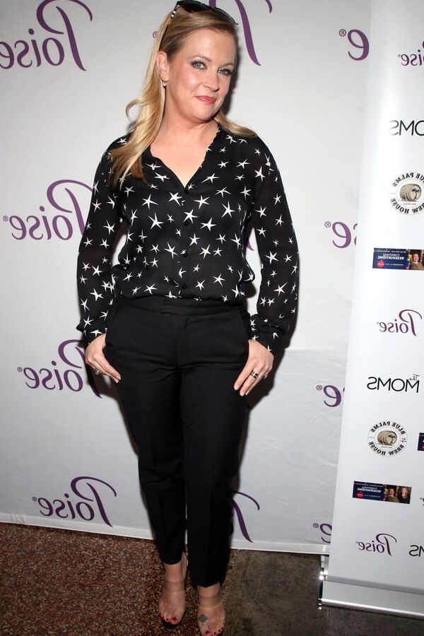 Sexy MILF Melissa Joan Hart