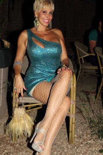 Italian Mature Milly D&;abbraccio