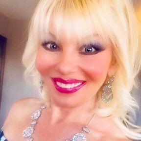 Hot Realtor