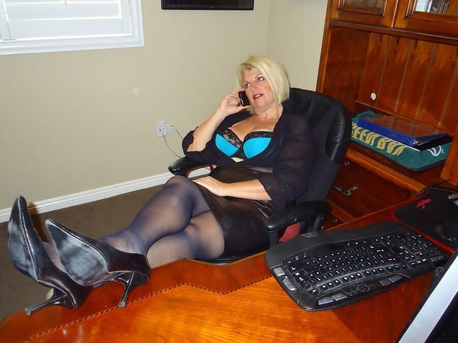 Old Bitches in Pantyhose