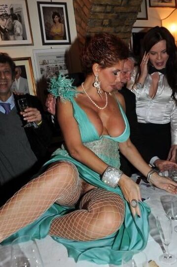 Italian Mature Milly D&;abbraccio