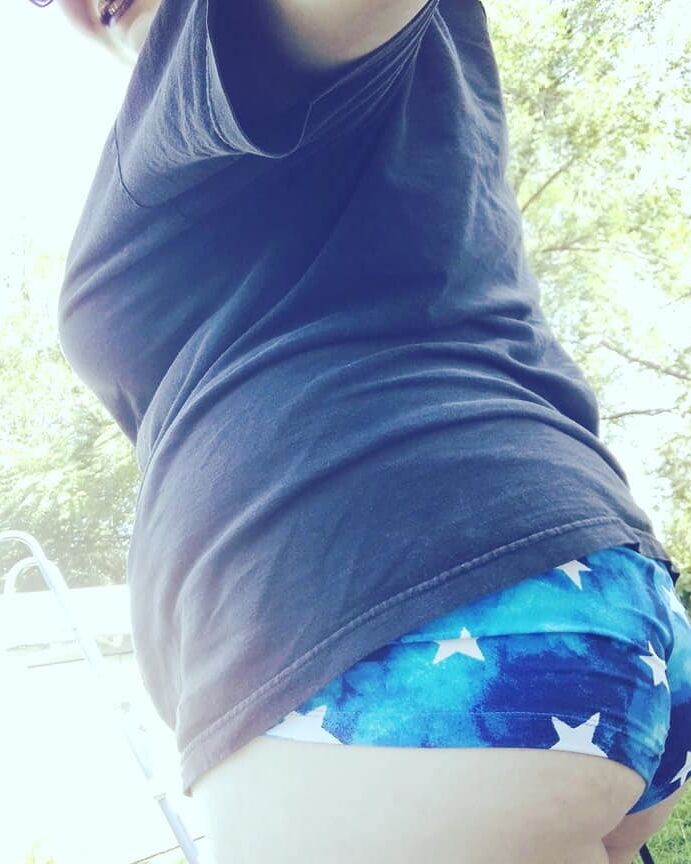 some sexy pix :P