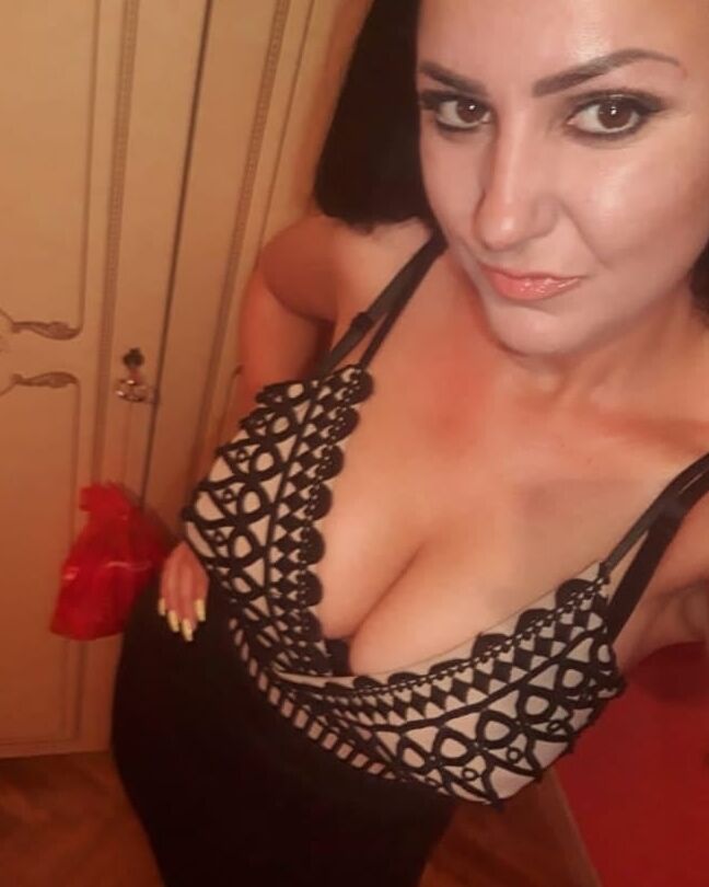 Serbian slut beautiful milf big natural tits Jovana Beker