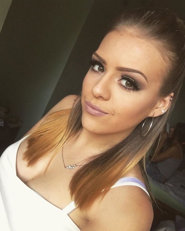Milica slatka ukrucuje kurceve jako