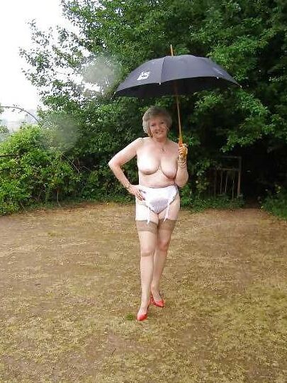 LOVELY GRANNY