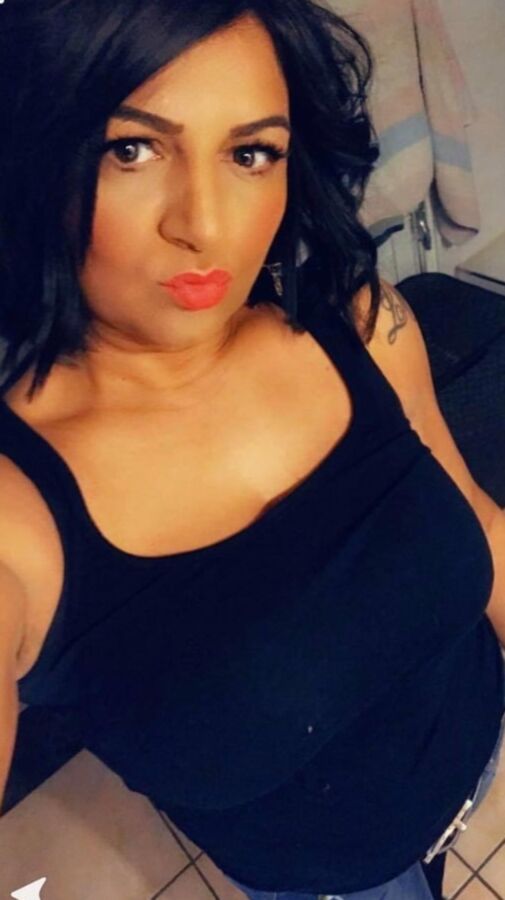 Hot milf Michela from Belgium