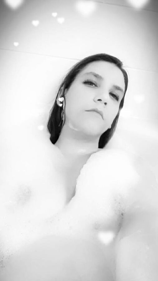 ValerieRayne&;s Selfies