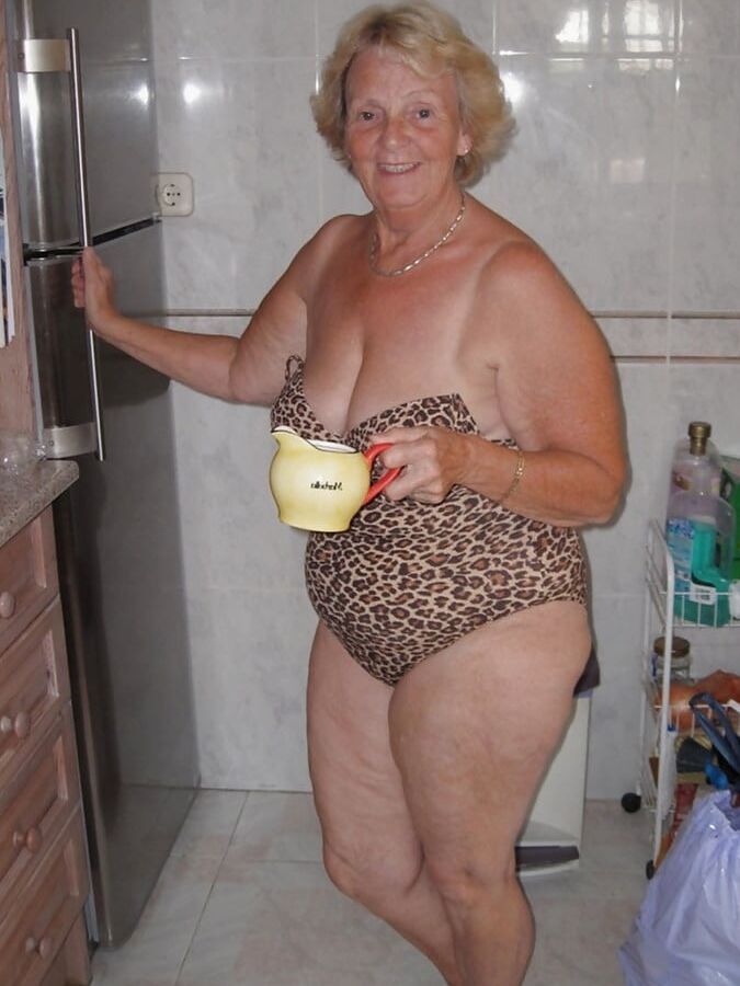 Grandma (Coroa gostosa)