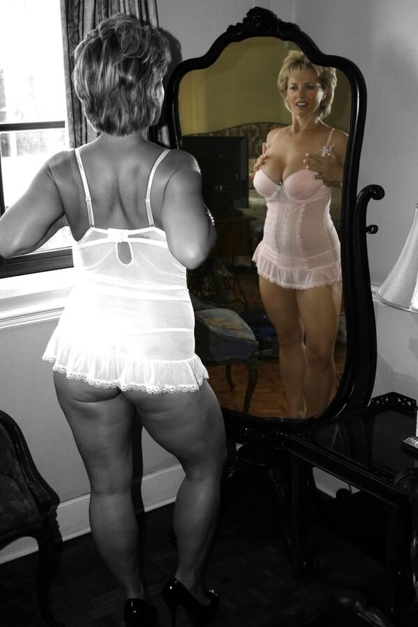 Sexy MILF