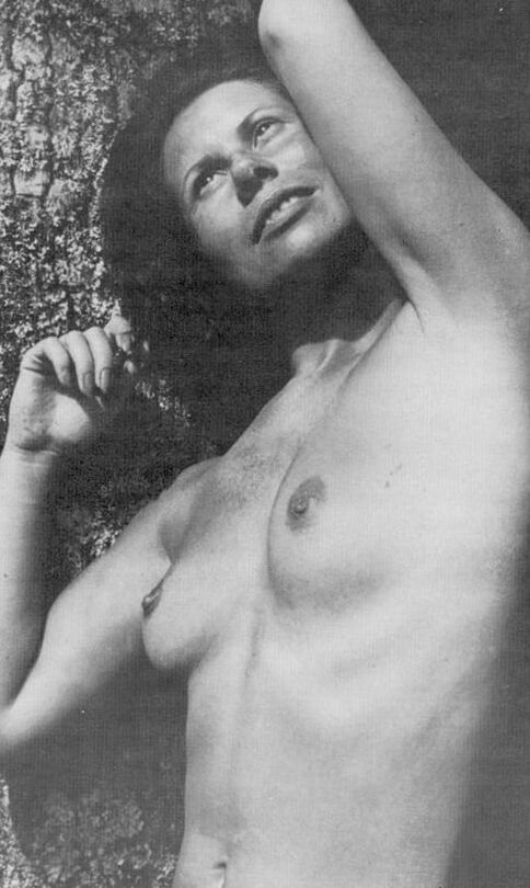 MAGAZINE - Naked &amp; Unashamed &;S