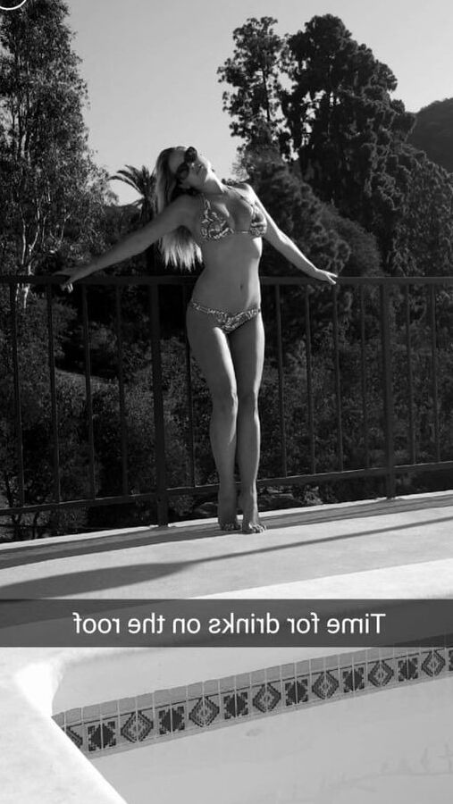 Genevieve Morton snapchat