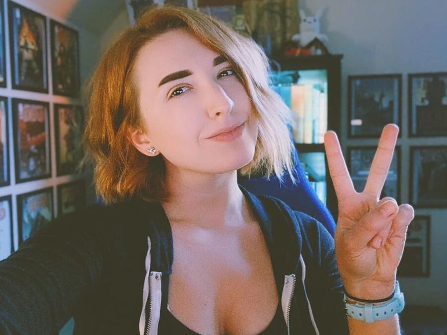 Nerd Milf