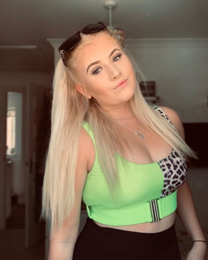 Stupid Chav Sluts- Abbie L