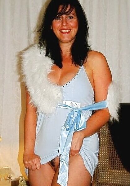 Beautiful Curvy Big Tit Hairy Cunt Slutty MILF