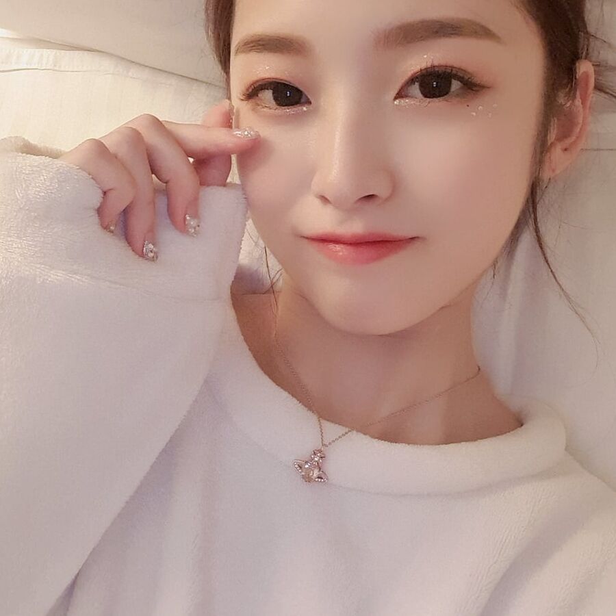 Oh my girl (want white cock