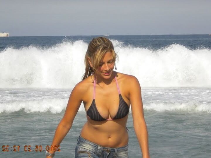All types of women in the beach .