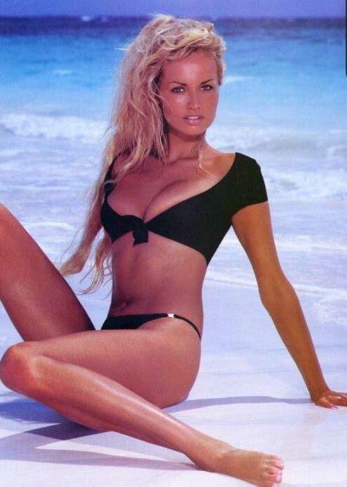 Adriana Karembeu