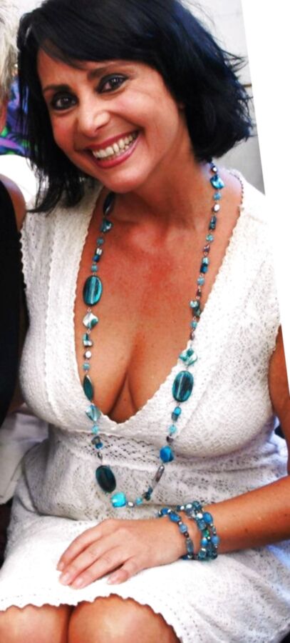 Chubby mature non nude