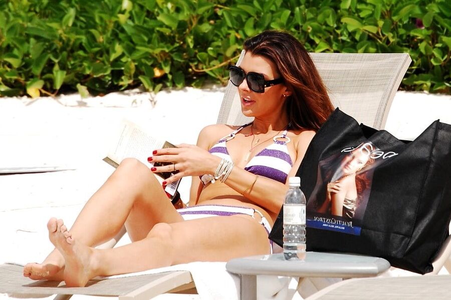 Celebrity Hot - Ali Landry