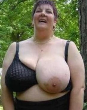 Bbw mix (One tit out)
