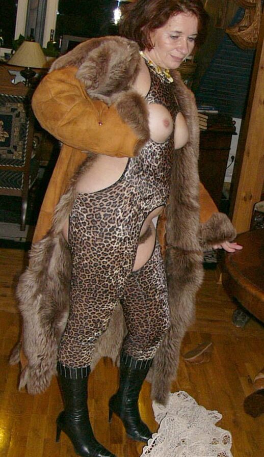 Paul&;s slut in a tiger costume for fucking