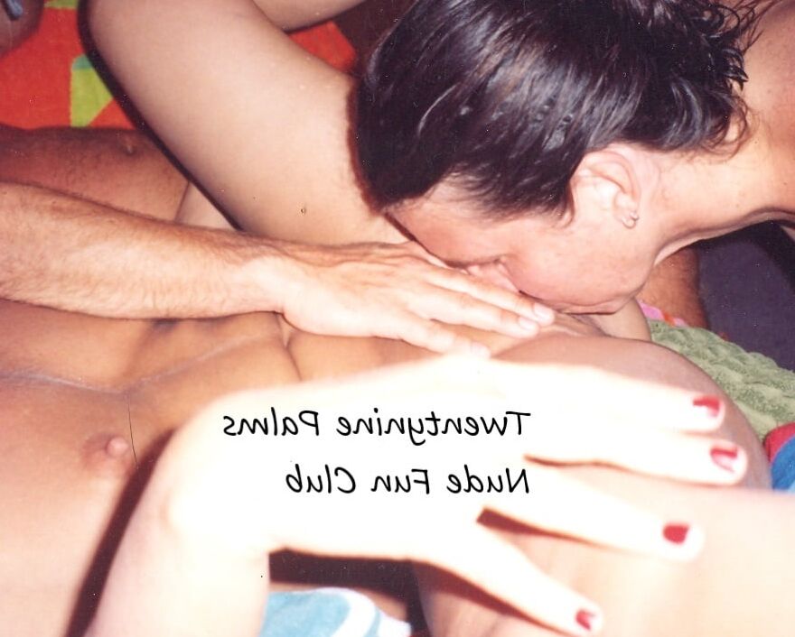 TwentyNine Palms Nude fun Club