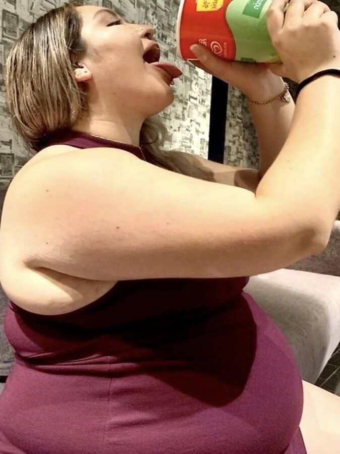 BBW Sexy Overstuffed Fat Belly Girls