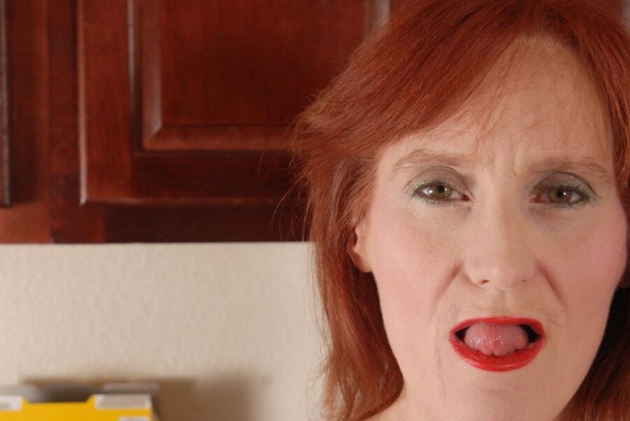 Janas Special - Slender Redhead Pepper Spreads Naked On The