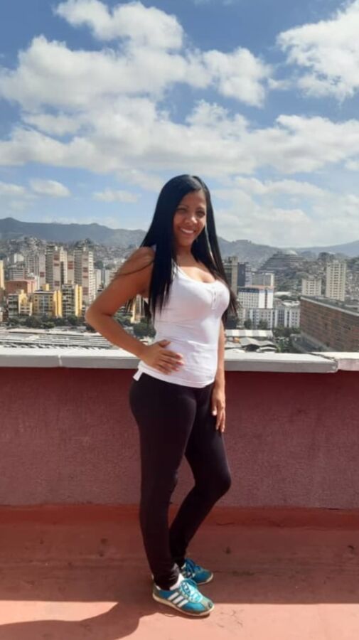 Me calienta la amiga de mi mujer
