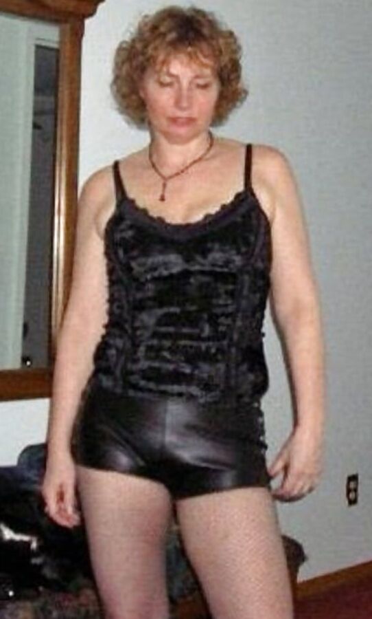 CANADIAN SLUT WIFE